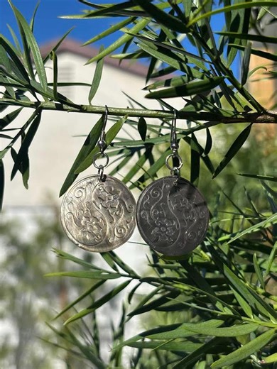 Hawaiian Jewelry Mother of Pearl Hand Carved Shell Dangle Earrings - Etsy