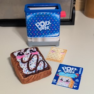 Scented Pop-Tarts Blue Toaster Toy Set