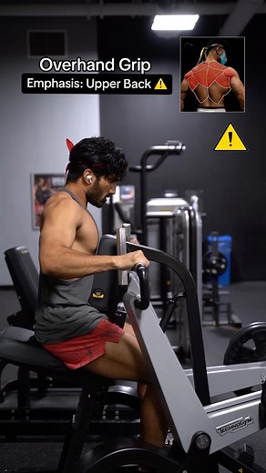 Machine Rows: Know The Difference ⚠️ . Machine Rows is one of my favourite to build a Solid Back. The reason is it’s capability of keeping you stabilized in the bench, allowing you to maximize output in the movement. When performing this exercise with an Overhand Grip and driving your Elbows outwards, this will emphasize your Upper Back. However, when performing this exercise with a Neutral Grip, while driving the elbows into the body, this will emphasize your lats. Hope that helps. Keep crushin