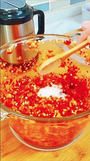 How To Make Spicy Chili Sauce At Home!