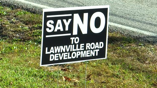 Plan to build 171 duplexes sparks safety, infrastructure concerns in Roane County