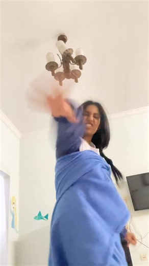 A A N Y A arts ❤️🖤❤️🖤❤️🖤❤️🖤❤️🖤❤️🖤❤️🖤❤️🖤❤️🖤❤️❤️🖤❤️🖤❤️ on Instagram: "POV: When Elsa is gone mad with Anna😂❄️💙"