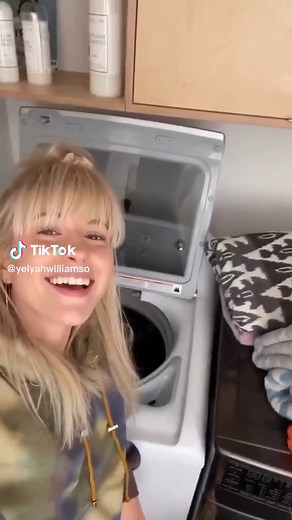 Remembering Hayley Williams' Instagram Stories | Paramore Memories