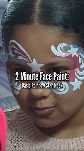 A great design for either slow or fast events. You can make it fancy or keep it more basic like this one! #facepaint #facepainting #facepainter #makeup #artist #art #facepaintersofinstagram #Tennessee #Knoxville #tutorial #holidaymarket #holidayevent | The Feral Face Painter
