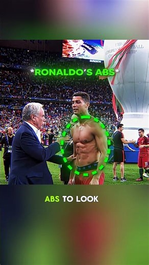 Ronaldo Flexing his Abs front of Cristiano jr 😂