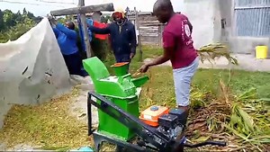 Multipurpose Poutry and Livestock Feeds chopping Machine, Petrol Ksh 37000 Call 0796298438 PAYMENT After free home delivery | Nakuru Poshomills and Machinery co.ltd
