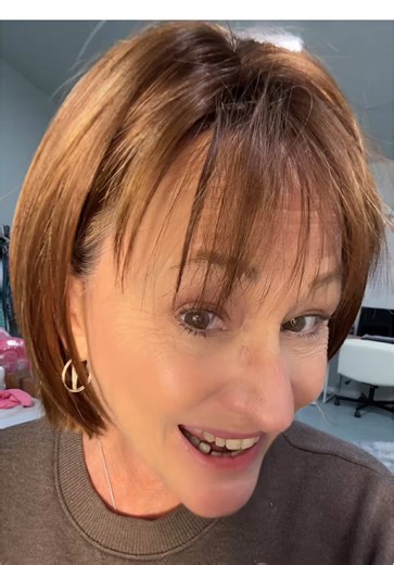 This is the perfect low density wig! Doesn’t take any work, unbox and wear! #wigs #wigtok #shortbobwig #wigsareback #lowdenistywig @Wigyy Online