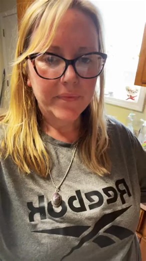 Me on Instagram: "Btw I’m down 3 more lbs! #wls #weightloss #vsgtorny #rny #wlsrevision #bariatricsurgery #gastricbypass #gastricsleeve #weightlosssurgery #vsg"