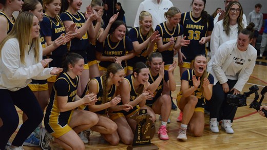 Airport's girls basketball team wins school's first Regional title