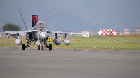 U.S. Marines stationed in California deploy to Japan