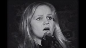 Over The Rainbow - Eva Cassidy - NetHugs.com