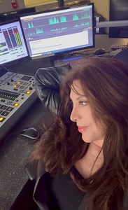 On the radio…holiday week…trying to figure out what day it is 😏 Karen Blake MAGIC 106.7 | MAGIC 106.7