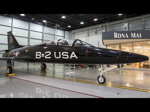 B2 Jet Trainer – USA’s Sleek Black Bird ✈️🔥