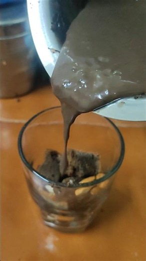 10-Minute Death by Chocolate | Quick & Easy Chocolate Dessert#shorts