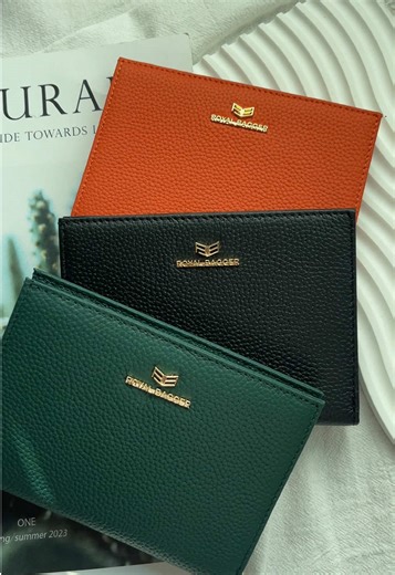 Portable passport wallet #genuineleather #cowhide #fyp #cardholder #coinpurse