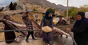 112K views · 1.5K reactions | Setting up the Residential Tent in Grandma's Village | Krong Pyseth | Facebook