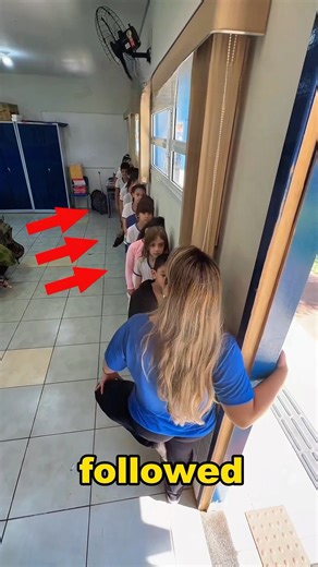 Students all like this teacher's class.#shorts