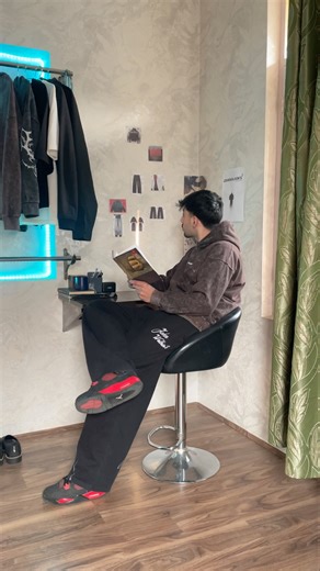 Building my clothing brand #entrepreneurshipstories #vlog #newfashionbrand #fashion