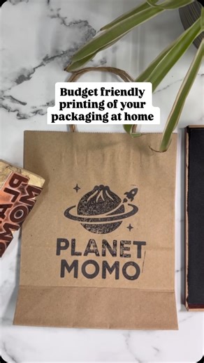 Printing vs Stamping – What’s better for small businesses? If you’re a homegrown brand trying to keep costs low without compromising on packaging — here’s something you need to know. 🖨️ Printing looks great, but it comes with: – High per-unit cost (₹8-10 per piece vs ₹2 for plain ones) – Minimum order quantities – Limited flexibility (you can’t keep changing designs) – Long wait times for delivery and reprints 🖋️ Stamping, on the other hand: – One-time investment in a custom stamp – Works on e