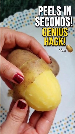 Peel Potatoes in Seconds! 🥔 Genius Boiling Hack! ✨ #KitchenHacks #Shorts #hacks #fyp