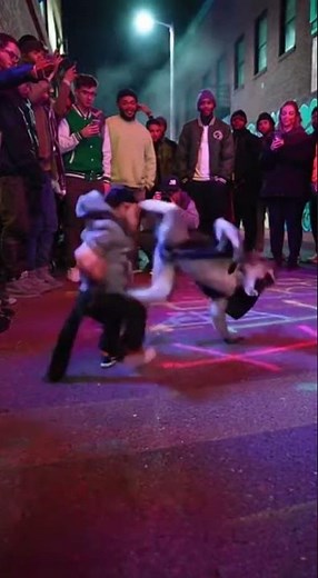 US Street Party Turns Wild When Monkeys Start Breakdancing #viral #dance #monkey