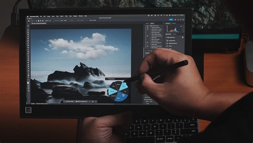 Raising the Bar of Portable Pen Displays: We Review the Wacom Movink 13-Inch OLED Pen Display Review | Fstoppers