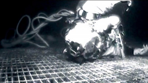 Diver Chris Lemons is unconscious at the bottom of the North Sea; rescue is 30 minutes away