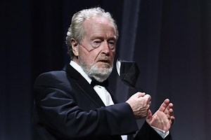 Pour Ridley Scott, les blockbusters peuvent « petit à petit » faire avancer le féminisme