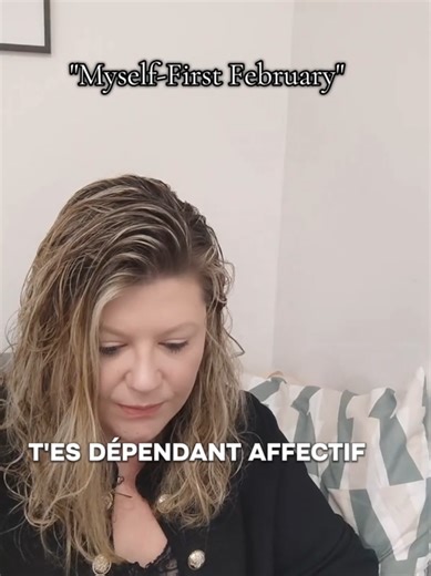 Après le Dry January 😅, je te propose le Myself-First February. Un exercice simple, mais puissant, pour travailler sur la blessure d’abandon et la dépendance affective. 💡 Le Concept : Pendant 1 mois, tout ce que tu donnes aux autres, tu te le donnes d’abord à toi. Ton temps, ton énergie, ton attention. L’objectif : Te reprogrammer à te choisir sans attendre la validation extérieure. Sortir du schéma « je donne pour être aimé ». Prends un cahier et note tes observations : Qui respecte tes limit