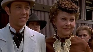 [WwW.Skstream.ws]-Docteur Quinn, femme médecin - [4x27] - Lorsque l'enfant paraît (part 1)