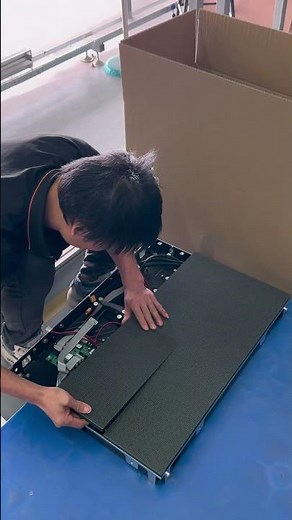 Installation of a whole P2.5 indoor LED display #leddisplay #ledscreen #ledpannel #ledmodule