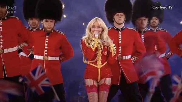 WATCH: Sabrina Carpenter dazzles at the BRITS