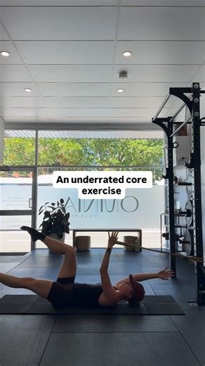 Bridget | Strength + Pilates Coach | Sydney on Instagram: "Why I love banded dead bugs 🐞 A bodyweight dead bug trains core control - and that’s great. Adding single-arm band resistance takes it just a step further by engaging the muscles of the back that help stabilise the ribs, while the core works to resist rotation - keeping the spine stable and the movement controlled 👌 Benefits • Deep core + oblique engagement • Better rib–pelvis control • Improved shoulder and trunk stability • Simple, e