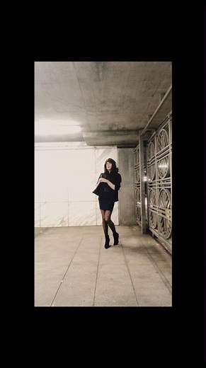 (Crossdresser) parking garage before winter night stroll outside - was I having second thoughts? 🤭