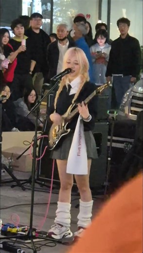 20260501 200341 #레이턴시 신촌 버스킹 #LATENCY Sinchon Busking