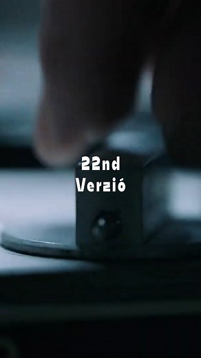 Az archívum újragondolva: filmek, amelyek a múlt képeiből építenek új történeteket. Archives reimagined: films that transform fragments of the past into new stories. Trailer by: Anna Vágner ✹ verzio.org/hu/2025/catalog/viewfinder | Verzio International Human Rights Documentary Film Festival