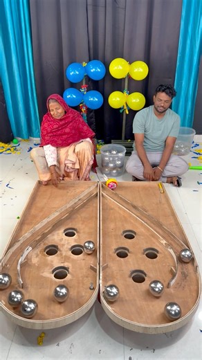 Steel ball roll vs pop balloon challenge with mom wait for End #shorts