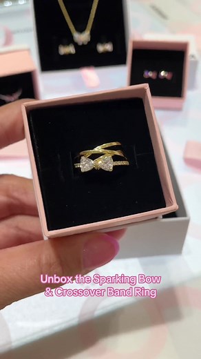Pandora Sparking Bow & Crossover Band Ring Review