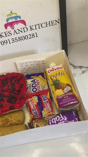 Mini package u can get from us every day🙃😍 Cakes,pastries,food tray,frames and surprise packages Available Send a dm #otiscakesandkitchen #fyppppppppppppppppppppppp #viralvideo #500kviews✔️ #baker