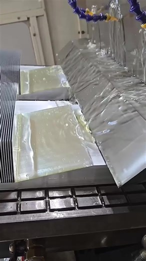 OuCraze on Instagram: "How Skiving Machines Turn Metal Into High-Performance Heat Sinks Credits : @wekiko-BYthermal on Yt"