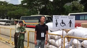 303K views · 2.9K reactions | What is the queue like to see Mr Lee...