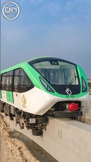 The first monorail train is now in the workshop and garages in Monterrey.