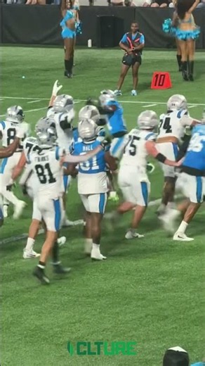 6-year-old Make-A-Wish recipient Asher Harvey scored a TD on the final play of Fan Fest. 💙🏈🖤