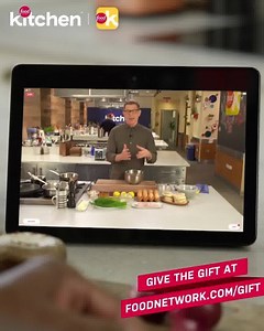960 reactions · 33 shares | Bring joy to their kitchen all year with the Food Network Kitchen app. Gift a year of cooking classes, recipes, and more for $39.99. | Food Network | Facebook