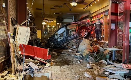 Los Gatos coffee shop reopens after devastating Thanksgiving crash