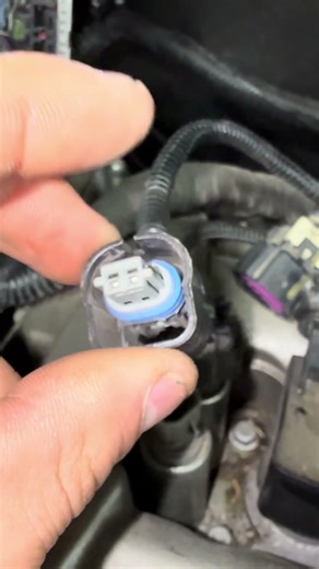 #customerstates camshaft codes present after fixing spark plug. #chevyequinox #chevy #mechanic