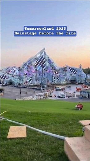 Tomorrowland 2025 Mainstage - Orbyz 💙