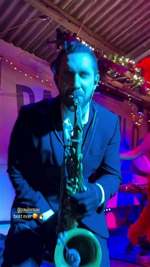 Paul on sax 🎷😈 NYE at Bar Silo, Fowey Love DeluxX — I want your soul #NYE #NewYearsEve #LoveDeluxX #LiveSax #SaxPlayer