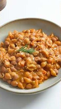PASTA E FAGIOLI! 🫘🇮🇹 It’s a classic for a reason ☺️