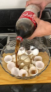 4.7K views · 21 reactions | Coca-Cola with Eggshells! The result is incredible! 朗 | DIY at Home | Facebook